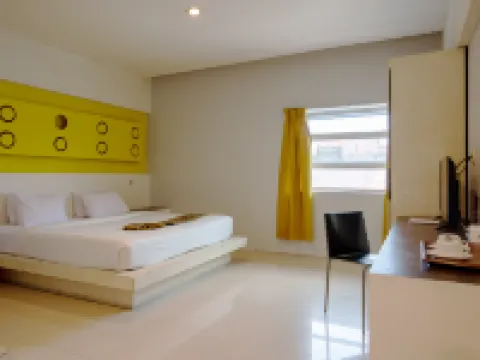 Tripletree Majestiq Hotel Hotels in Senapelan