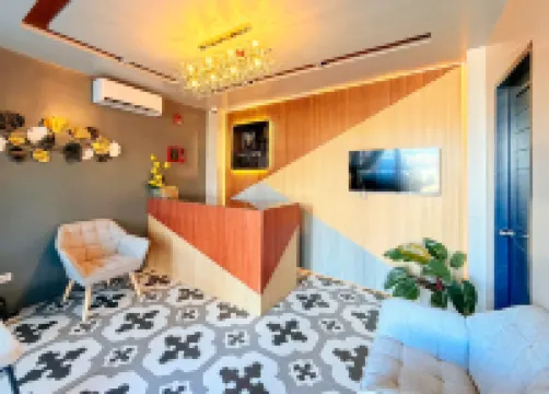 RedDoorz Premium at Top View Inn Palawan