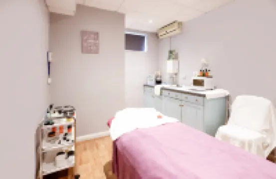 Gloucester Robinswood Hotel by Sunday