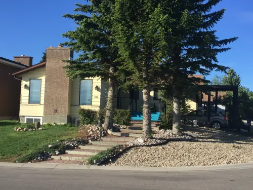 Calgary Star Cozy Home