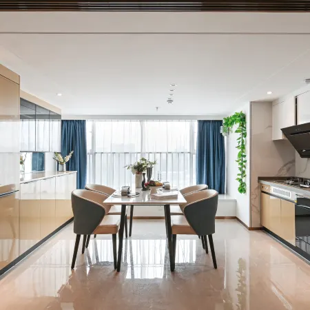 Livetour International Apartment(Pazhou Exhibition Center Yijing Road Subway Station) Отели рядом с достопримечательностью «Zhongda Wufeng Commercial City»