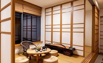 Liuhe Cangyuan Jingpin Guesthouse