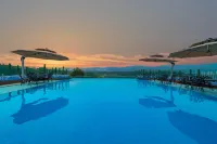 Mile Huquan Shuixiang Haofeng Wyndham Hot Spring Hotel - Romantic