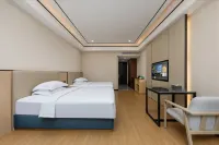 Luoding Star Hotel