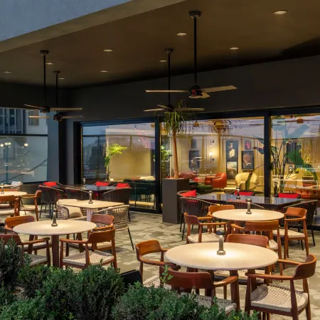 Radisson RED Izmir Point Bornova