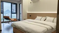 Guanchuan Hotel (Anshun West High-Speed Railway Station)