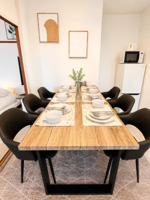 New OPEN｜ Min by Train to Namba Station｜ Sec Walk to Jr Imamiya Station｜Up to 6 guests｜ Bedrooms