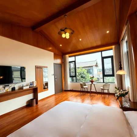 Guiye Manshan Homestay (Lijiang Sanyi International Airport)