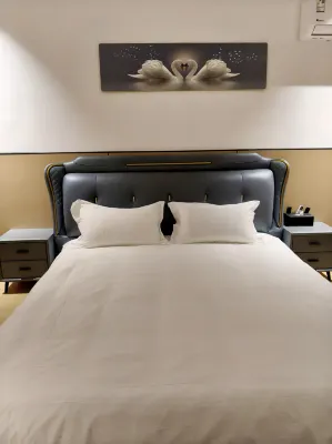 Kuzewen Homestay (Yongquan Resort Area) - غرفة مطلة على الجبل