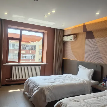 Heihe Jincheng Business Hotel