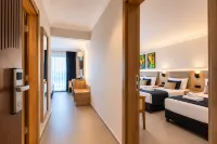 World Star Beach Resort & Spa - Bjergudsigt