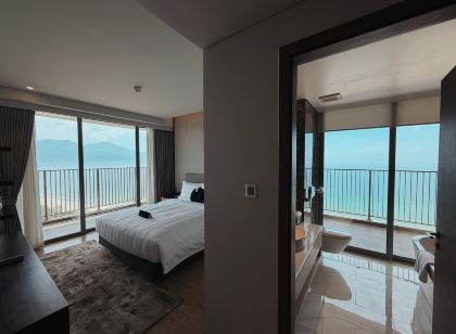 DiStay Beachfront Suites - Wyndham Soleil Da Nang