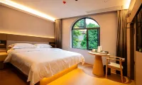 Qianwan Hotel (Lushan Cableway Upper Platform) - 2-Star