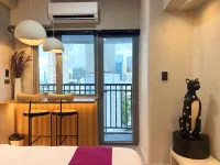 Modern End Unit in Edsa Mandaluyong - 3-Star