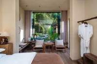Mangshi Mangli · Pf · Utop Design Guesthouse (Dai Ethnic Ancient Town) - Mountain view