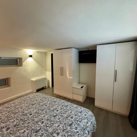 Exclusive Designer Loft with Free Parking