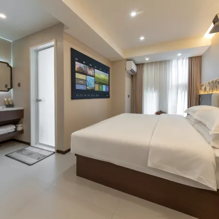 Qingyu Homestay (Wansuishan Martial Arts City Millennium City Park)