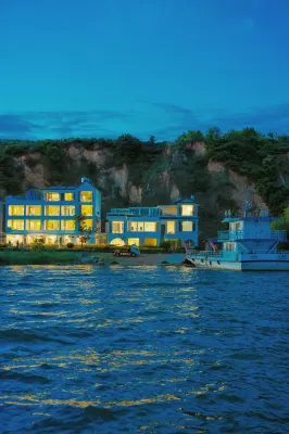 Dali Nanfeng Yiyu Seaview Hotel Santorini Hoteles en Zona escénica de península Luoquan