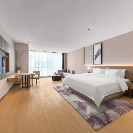 Lefeng Taicang Port City Square Hotel