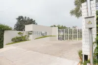 Suka Village - Parking