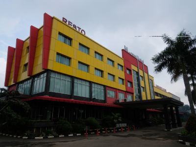 M One Hotel & Resort