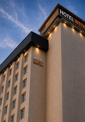 Insta Hotel-MainBranch - vasca da bagno
