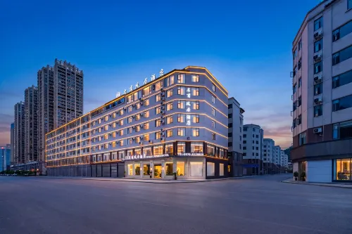 Mingfu Fengju Hotel - parking