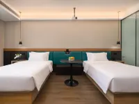 Yizhi Hotel (Ma'anshan Golden Eagle International Shopping Plaza) - Scenic