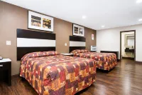 Colonial Mountain Inn Branson MO - 모텔