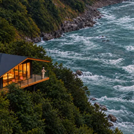 Fall in Love with Nujiang · Secret Bay | Hidden Land Mountain Forest Style · Luxury Aesthetic Hotel