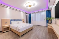 Shennongjia Dongyu  (Muyu Town Bus Station Store - 3-Star