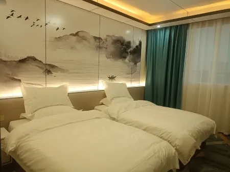 Longchang Hotel Отели рядом с достопримечательностью «Chuannan Normal College for Childhood Education»