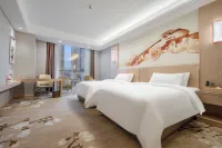 Vienna International Hotel (Guiyang Yunyan District Century Jinyuan Shopping Center)