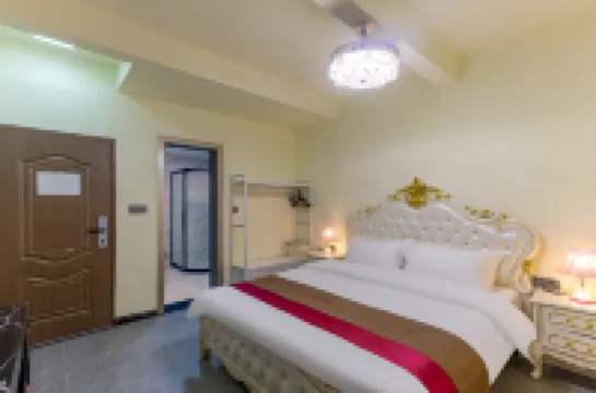 珠海悠棲旅拍民宿（斗門舊街店） 逸峰趙公祠附近的飯店