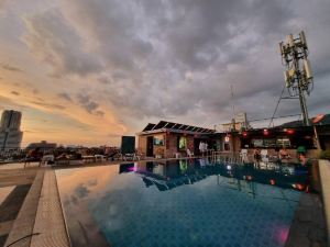 77 Patong Hotel & Spa