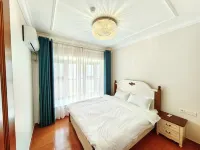 Venice Qinhai Boutique Holiday Apartment - Condos