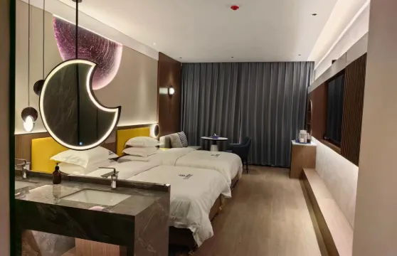 噶爾雲上星空酒店