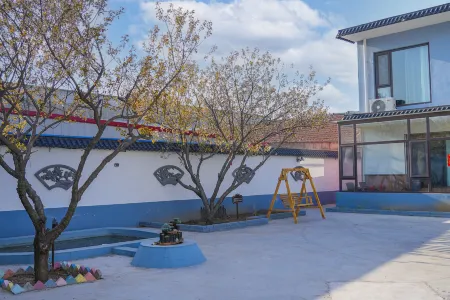 xianglu Hotel (Qingdao Jiaodong International Airport) Отели в г. Цзяочжоу