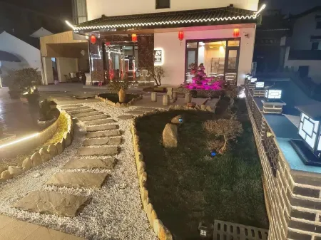 Yuxin Bieyuan Jiangnan Courtyard Mountain View Leisure Resort Villa Meisu Отели рядом с достопримечательностью «Statue of Kṣitigarbha Bodhisattva»