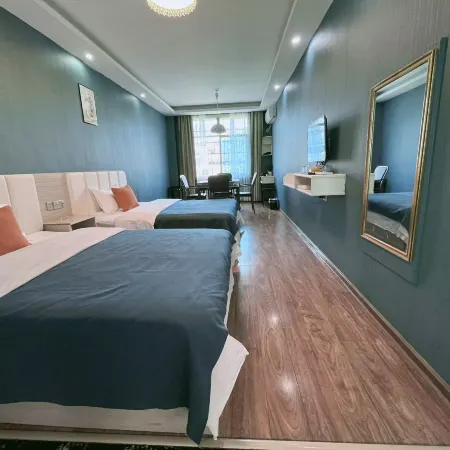 Jishou Qianyun Hotel