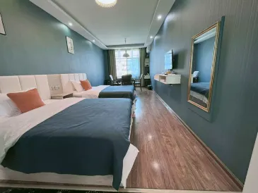 Jishou Qianyun Hotel
