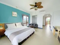 Huanhai Holiday Apartment (Yangjiang Hailing Island Poly Yintan Branch)