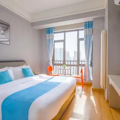Qingmo Yunju Movie Hotel (Zhengzhou University Henan University of Technology Subway Station) Hoteles cerca de Quanque Tower
