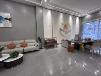 Zhaoqing Xinyu Boutique Apartment - 2 ดาว