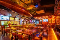 Ningbo Xiangshan Shipu Fumei Hotel (Ningbo Xiangshan Shipu Fishing Port Ancient City Branch) - bar