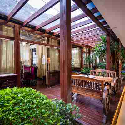 雅江雅西印象酒店 Hotel Exterior