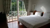 Suriyan Villa Hotel a Distretto di Si Sawat