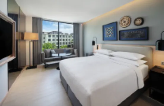 Four Points by Sheraton Phuket Patong Beach Resort