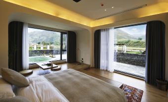 Miyunye Luxury Private Tang Homestay (Kangding Branch)