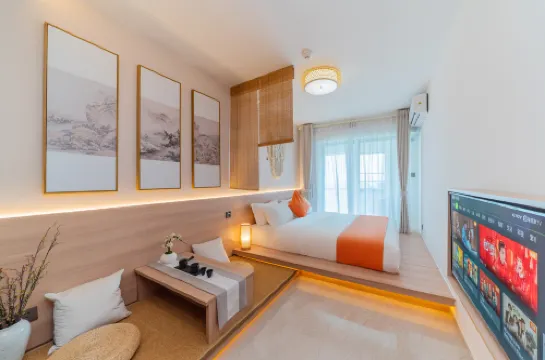 Look路客輕奢公寓（廣州南站店）